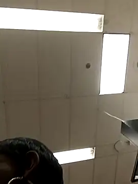 Snapshot of kobrashekyng chatting on 10/13/25, 05:35 kobrashekyng online show from 10/13/25, 05:35