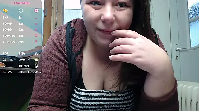 Snapshot of KasiaPrivat chatting on 12/14/24, 08:34 KasiaPrivat online show from 12/14/24, 08:34