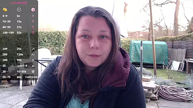 Snapshot of KasiaPrivat chatting on 03/05/25, 04:57 KasiaPrivat online show from 03/05/25, 04:57