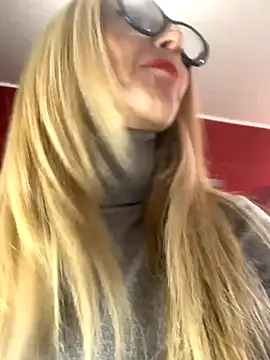 harleyejoker1 online show from 11/04/25, 10:03