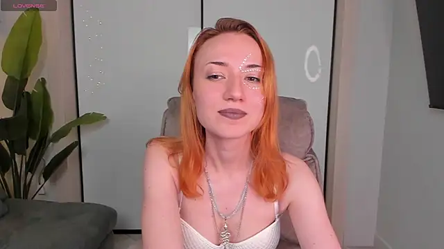 Maddy Garcia online show from 01/05/25, 02:38