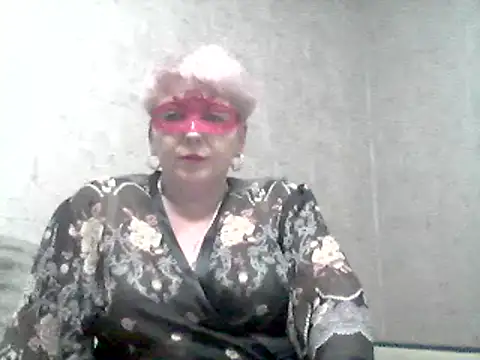 Snapshot of Lisa_Suzie chatting on 12/29/24, 06:49 Lisa Suzie online show from 12/29/24, 06:49