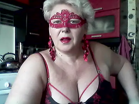 Lisa Suzie online show from 04/15/26, 08:10