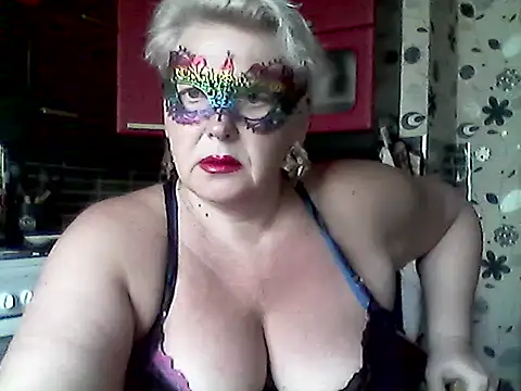 Lisa Suzie online show from 05/14/26, 07:04