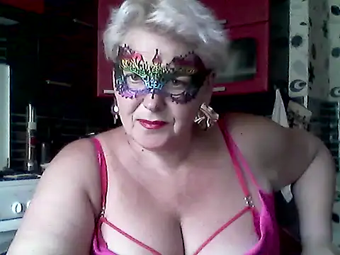 Lisa Suzie online show from 06/11/26, 10:24