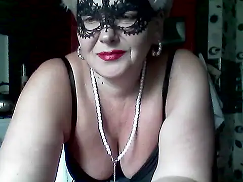 Lisa Suzie online show from 06/15/26, 08:27
