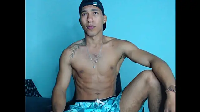 maximo vega newv online show from 12/18/24, 04:53