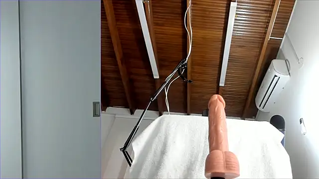 Lucy carter  online show from 11/12/25, 01:55