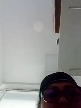 Darly Gomez online show from 03/15/25, 06:32