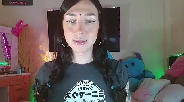 Snapshot of karla_zambrano chatting on 12/06/24, 06:50 karla zambrano online show from 12/06/24, 06:50