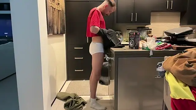 Snapshot of 69woodinson chatting on 02/12/26, 12:55 69woodinson online show from 02/12/26, 12:55