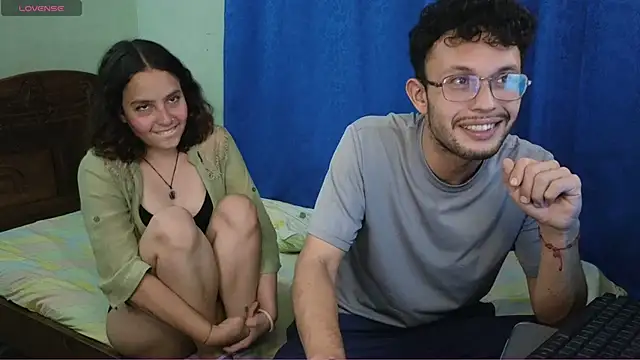 YuKinaHentaiI online show from 12/14/24, 01:50