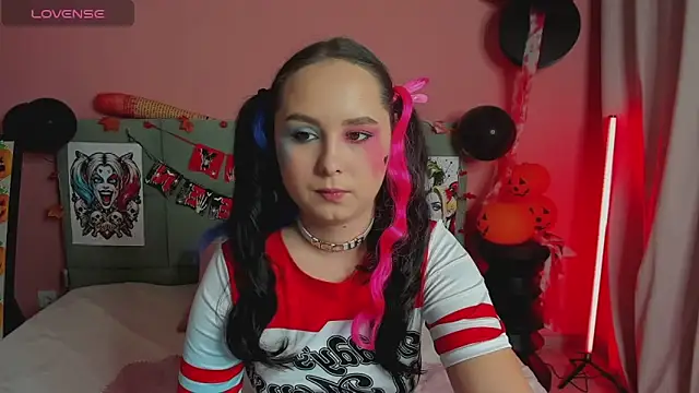 BeatriceReeves online show from 11/02/25, 01:19