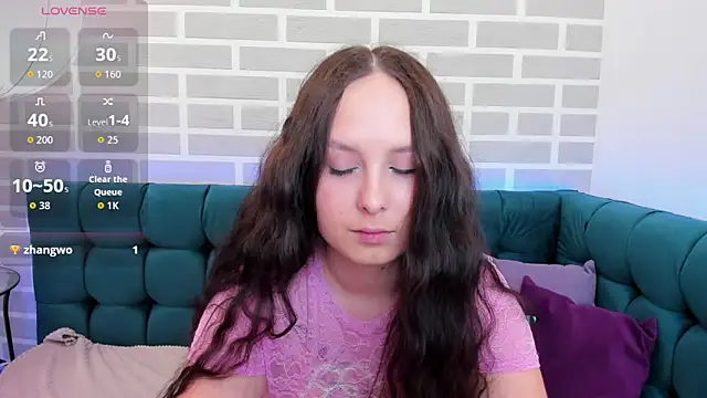 BeatriceReeves online show from 05/08/26, 01:11