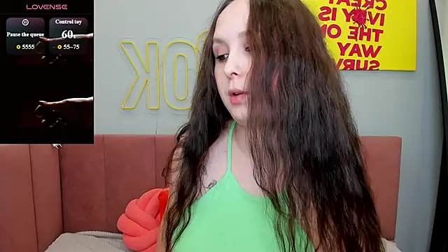 BeatriceReeves online show from 06/12/26, 01:04