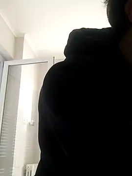 Snapshot of salvat22 chatting on 12/14/24, 08:34 salvat22 online show from 12/14/24, 08:34