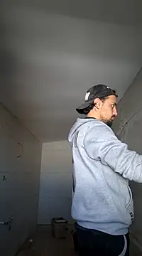 Snapshot of salvat22 chatting on 03/18/25, 02:04 salvat22 online show from 03/18/25, 02:04