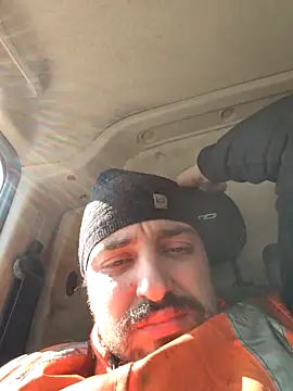 Snapshot of salvat22 chatting on 03/20/26, 11:04 salvat22 online show from 03/20/26, 11:04