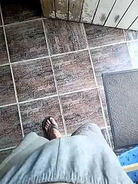 Snapshot of paubabando_ chatting on 01/13/25, 09:20 paubabando  online show from 01/13/25, 09:20