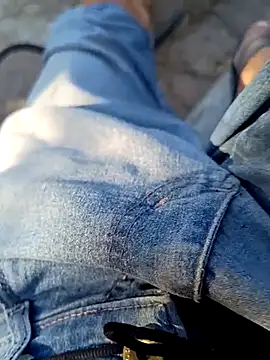 Snapshot of paubabando_ chatting on 02/21/25, 09:11 paubabando  online show from 02/21/25, 09:11