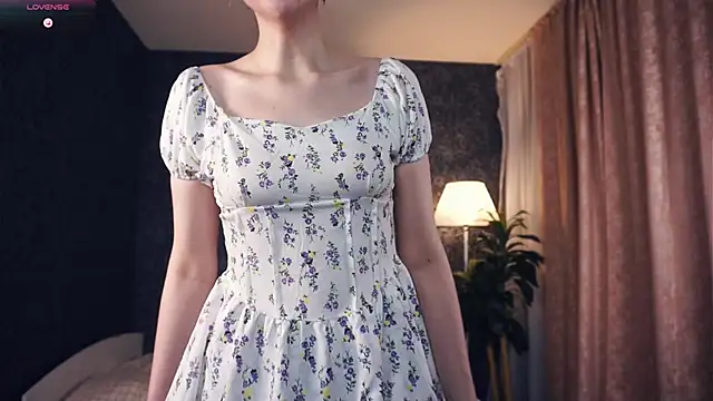 MoiraHavins online show from 11/27/25, 05:09