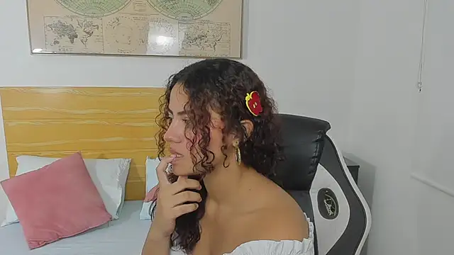 yaya23x online show from 01/21/25, 12:07