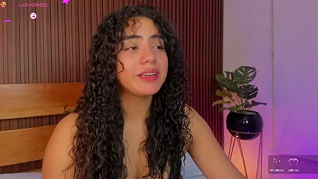 yaya23x online show from 11/05/25, 02:06