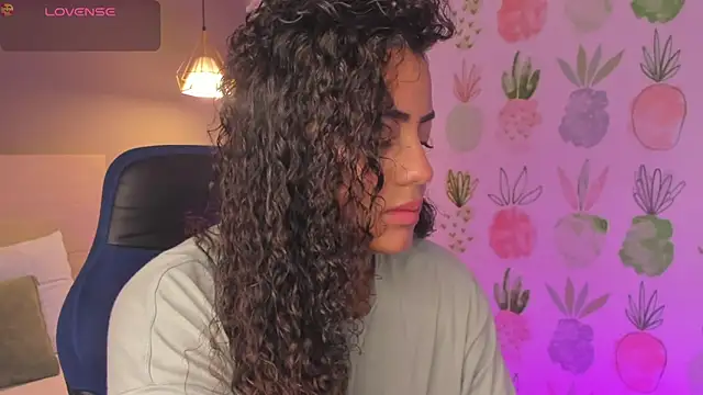 Snapshot of yaya23x chatting on 01/07/26, 02:08 yaya23x online show from 01/07/26, 02:08