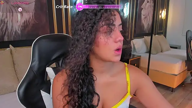 Snapshot of yaya23x chatting on 02/19/26, 02:35 yaya23x online show from 02/19/26, 02:35