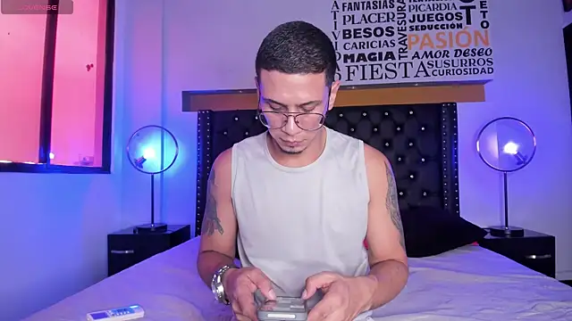 JoshMillerr  online show from 03/14/25, 07:44