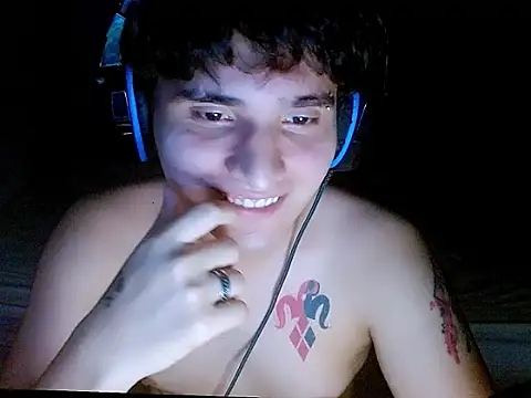 Snapshot of Charley_quin chatting on 03/24/26, 11:21 Charley quin online show from 03/24/26, 11:21