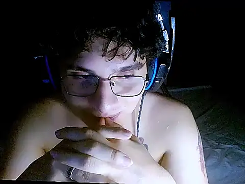 Snapshot of Charley_quin chatting on 03/26/26, 11:10 Charley quin online show from 03/26/26, 11:10
