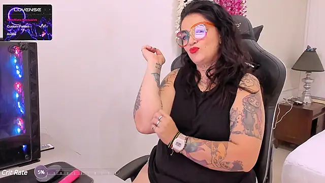 poisson ivy online show from 02/07/25, 01:01