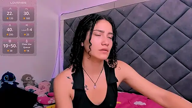 Nellyhills online show from 11/14/25, 01:54