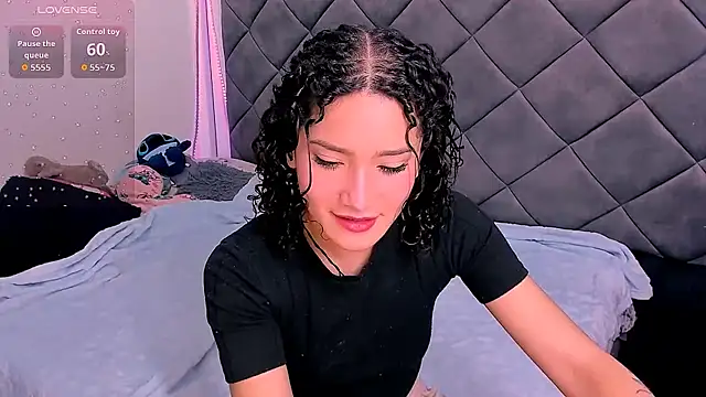 Nellyhills online show from 12/04/25, 10:57