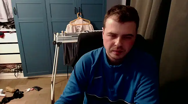 Snapshot of CuteMan33 chatting on 02/21/25, 03:45 CuteMan33 online show from 02/21/25, 03:45