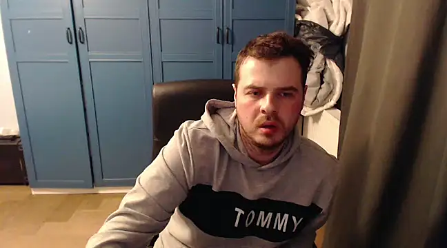 Snapshot of CuteMan33 chatting on 03/05/25, 11:49 CuteMan33 online show from 03/05/25, 11:49