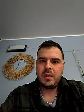 Snapshot of CuteMan33 chatting on 01/06/26, 10:56 CuteMan33 online show from 01/06/26, 10:56