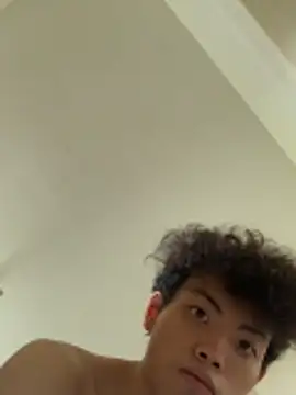 Snapshot of Kitjai200301 chatting on 11/10/25, 07:40 Kitjai200301 online show from 11/10/25, 07:40