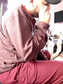 Snapshot of arabian82 chatting on 12/22/24, 03:22 arabian82 online show from 12/22/24, 03:22