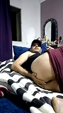 Snapshot of arabian82 chatting on 12/25/24, 06:19 arabian82 online show from 12/25/24, 06:19