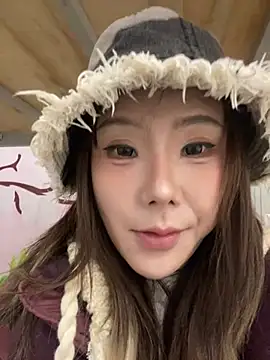 ChuChu1991 online show from 02/09/25, 05:19