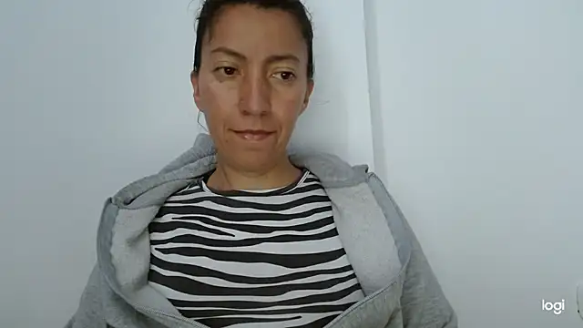 Snapshot of kaybabyhot chatting on 09/12/25, 02:17 kaybabyhot online show from 09/12/25, 02:17