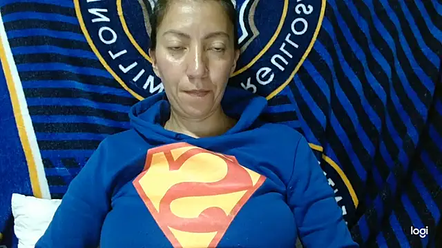 Snapshot of kaybabyhot chatting on 10/17/25, 03:31 kaybabyhot online show from 10/17/25, 03:31