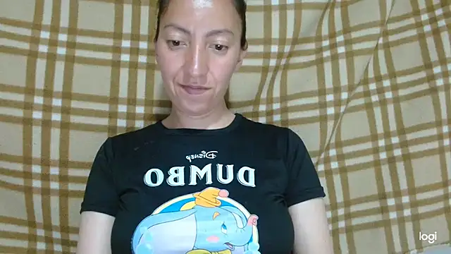 Snapshot of kaybabyhot chatting on 10/29/25, 03:20 kaybabyhot online show from 10/29/25, 03:20