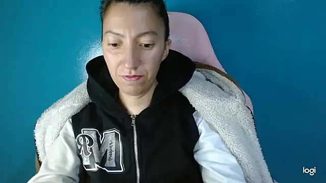 Snapshot of kaybabyhot chatting on 01/16/26, 03:32 kaybabyhot online show from 01/16/26, 03:32