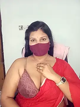 Snapshot of Hot-Angel_ chatting on 10/28/25, 02:09 Hot-Angel online show from 10/28/25, 02:09