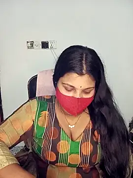 Snapshot of Hot-Angel_ chatting on 11/18/25, 06:01 Hot-Angel online show from 11/18/25, 06:01