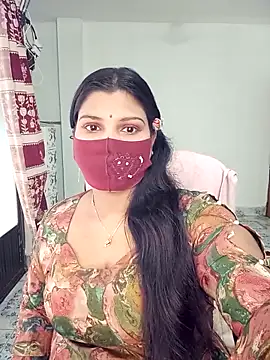 Snapshot of Hot-Angel_ chatting on 11/23/25, 01:38 Hot-Angel online show from 11/23/25, 01:38