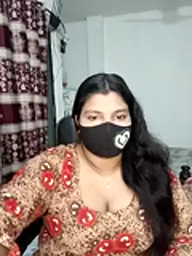 Snapshot of Hot-Angel_ chatting on 01/18/26, 04:44 Hot-Angel online show from 01/18/26, 04:44